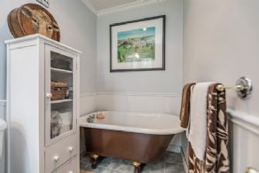 Century Home, Cookstown, Ontario - Country homes for sale and luxury real estate including horse farms and property in the Caledon and King City areas near Toronto