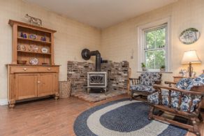 Century Home, Cookstown, Ontario - Country homes for sale and luxury real estate including horse farms and property in the Caledon and King City areas near Toronto