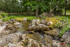 Stone House, Mono , Ontario - Country homes for sale and luxury real estate including horse farms and property in the Caledon and King City areas near Toronto
