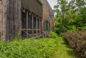 Magical, Private Quiet Retreat, Mulmur, Ontario - Country homes for sale and luxury real estate including horse farms and property in the Caledon and King City areas near Toronto