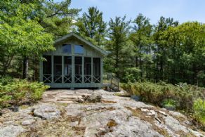 Palisade Bay, Georgian Bay, Ontario - Country homes for sale and luxury real estate including horse farms and property in the Caledon and King City areas near Toronto