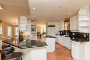 Kitchen - Country homes for sale and luxury real estate including horse farms and property in the Caledon and King City areas near Toronto