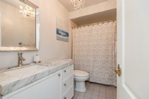 Laskay Executive, King, Ontario - Country homes for sale and luxury real estate including horse farms and property in the Caledon and King City areas near Toronto