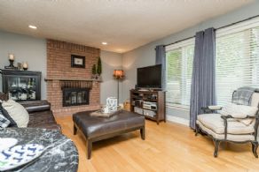 Laskay Executive, King, Ontario - Country homes for sale and luxury real estate including horse farms and property in the Caledon and King City areas near Toronto