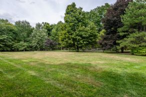 Wood Crown Farm, Mono, Ontario - Country homes for sale and luxury real estate including horse farms and property in the Caledon and King City areas near Toronto