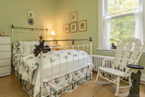 Wood Crown Farm, Mono, Ontario - Country homes for sale and luxury real estate including horse farms and property in the Caledon and King City areas near Toronto