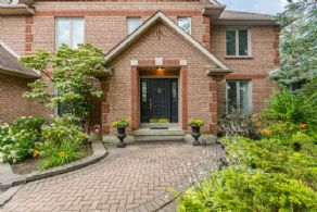 Laskay Executive, King - Country Homes for sale and Luxury Real Estate in Caledon and King City including Horse Farms and Property for sale near Toronto