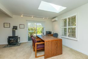 Guest House Office - Country homes for sale and luxury real estate including horse farms and property in the Caledon and King City areas near Toronto