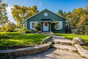 Caledon Country Bungalow - Country Homes for sale and Luxury Real Estate in Caledon and King City including Horse Farms and Property for sale near Toronto