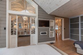 Big Cedar Point, Lake Simcoe, Ontario - Country homes for sale and luxury real estate including horse farms and property in the Caledon and King City areas near Toronto