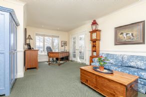 Caledon Country Home, Caledon, Ontario - Country homes for sale and luxury real estate including horse farms and property in the Caledon and King City areas near Toronto