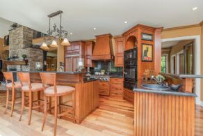 65 Glenview Heights, King, Ontario - Country homes for sale and luxury real estate including horse farms and property in the Caledon and King City areas near Toronto