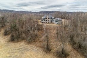 Happy Valley King, Ontario - Country homes for sale and luxury real estate including horse farms and property in the Caledon and King City areas near Toronto