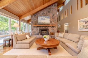 Hockley Valley Estate, Ontario - Country homes for sale and luxury real estate including horse farms and property in the Caledon and King City areas near Toronto
