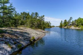 Dixon Island & Dixon Islet, Frederic Inlet, Parry Sound, Ontario - Country homes for sale and luxury real estate including horse farms and property in the Caledon and King City areas near Toronto
