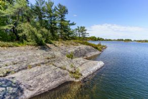 Dixon Island & Dixon Islet, Frederic Inlet, Parry Sound, Ontario - Country homes for sale and luxury real estate including horse farms and property in the Caledon and King City areas near Toronto
