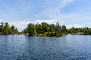 Dixon Island & Dixon Islet, Frederic Inlet, Parry Sound, Ontario - Country homes for sale and luxury real estate including horse farms and property in the Caledon and King City areas near Toronto