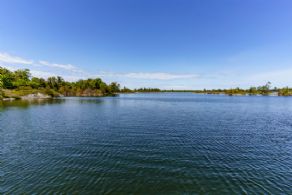 Dixon Island & Dixon Islet, Frederic Inlet, Parry Sound, Ontario - Country homes for sale and luxury real estate including horse farms and property in the Caledon and King City areas near Toronto