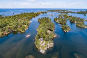 Dixon Island & Dixon Islet, Frederic Inlet, Parry Sound, Ontario - Country homes for sale and luxury real estate including horse farms and property in the Caledon and King City areas near Toronto