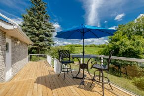 168 Moore Park Drive, Ontario, Canada - Country homes for sale and luxury real estate including horse farms and property in the Caledon and King City areas near Toronto
