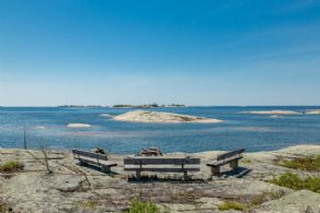 Island 367, Key Harbour, Parry Sound, Ontario - Country homes for sale and luxury real estate including horse farms and property in the Caledon and King City areas near Toronto