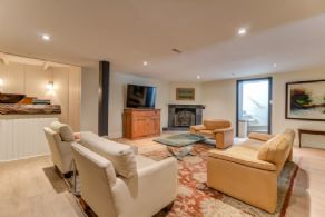 16th Sideroad, King, Ontario - Country homes for sale and luxury real estate including horse farms and property in the Caledon and King City areas near Toronto