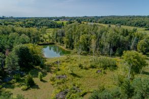 10 Acres, Queensville, Ontario - Country homes for sale and luxury real estate including horse farms and property in the Caledon and King City areas near Toronto