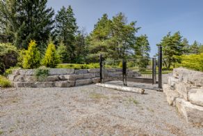 10 Acres, Queensville - Country Homes for sale and Luxury Real Estate in Caledon and King City including Horse Farms and Property for sale near Toronto