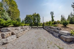 10 Acres, Queensville, Ontario - Country homes for sale and luxury real estate including horse farms and property in the Caledon and King City areas near Toronto