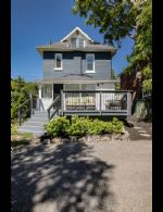 Blake House, Barrie, Ontario - Country homes for sale and luxury real estate including horse farms and property in the Caledon and King City areas near Toronto