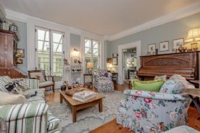 Formal Living Room - Country homes for sale and luxury real estate including horse farms and property in the Caledon and King City areas near Toronto