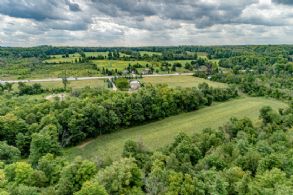 Silver Creek Farm, Georgetown, Ontario - Country homes for sale and luxury real estate including horse farms and property in the Caledon and King City areas near Toronto