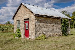 Silver Creek Farm, Georgetown, Ontario - Country homes for sale and luxury real estate including horse farms and property in the Caledon and King City areas near Toronto