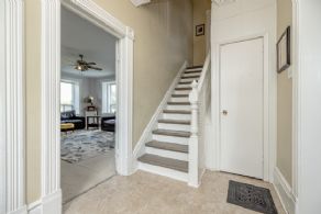 Silver Creek Farm, Georgetown, Ontario - Country homes for sale and luxury real estate including horse farms and property in the Caledon and King City areas near Toronto