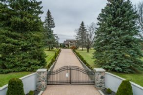 Country King Estate, 50 Acres, Ontario - Country homes for sale and luxury real estate including horse farms and property in the Caledon and King City areas near Toronto