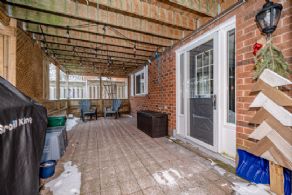 24 Irwin Drive, Barrie, ON - Country homes for sale and luxury real estate including horse farms and property in the Caledon and King City areas near Toronto