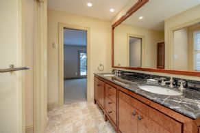 Ensuite - Country homes for sale and luxury real estate including horse farms and property in the Caledon and King City areas near Toronto