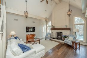 61 Kingscross Drive, King City - Country homes for sale and luxury real estate including horse farms and property in the Caledon and King City areas near Toronto
