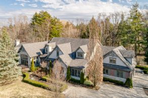 61 Kingscross Drive, King City - Country homes for sale and luxury real estate including horse farms and property in the Caledon and King City areas near Toronto