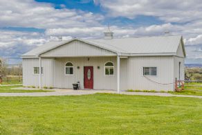 Front of Stable - Country homes for sale and luxury real estate including horse farms and property in the Caledon and King City areas near Toronto