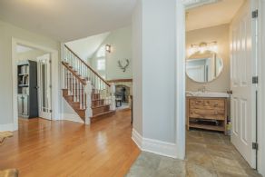 Country Home Highway 50, Ontario - Country homes for sale and luxury real estate including horse farms and property in the Caledon and King City areas near Toronto