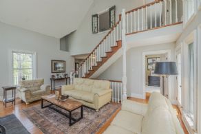 Country Home Highway 50, Ontario - Country homes for sale and luxury real estate including horse farms and property in the Caledon and King City areas near Toronto