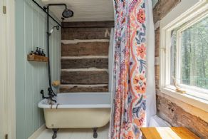 Hockley Valley Cabin, Hockley Valley, ON - Country homes for sale and luxury real estate including horse farms and property in the Caledon and King City areas near Toronto