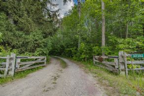 Hockley Valley Cabin, Hockley Valley, ON - Country homes for sale and luxury real estate including horse farms and property in the Caledon and King City areas near Toronto