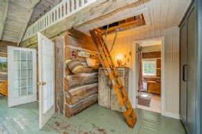 Hockley Valley Cabin, Hockley Valley, ON - Country homes for sale and luxury real estate including horse farms and property in the Caledon and King City areas near Toronto