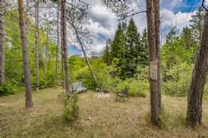 Hockley Valley Cabin, Hockley Valley, ON - Country homes for sale and luxury real estate including horse farms and property in the Caledon and King City areas near Toronto