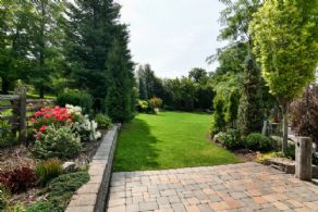 The Grange House, Caledon, Ontario - Country homes for sale and luxury real estate including horse farms and property in the Caledon and King City areas near Toronto
