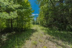 2686 Brennan Line, Orillia, Ontario - Country homes for sale and luxury real estate including horse farms and property in the Caledon and King City areas near Toronto