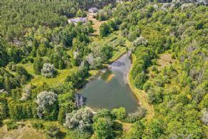 Stone Bungalow Airport Road, Mono, Ontario - Country homes for sale and luxury real estate including horse farms and property in the Caledon and King City areas near Toronto