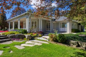 Front entry - Country homes for sale and luxury real estate including horse farms and property in the Caledon and King City areas near Toronto